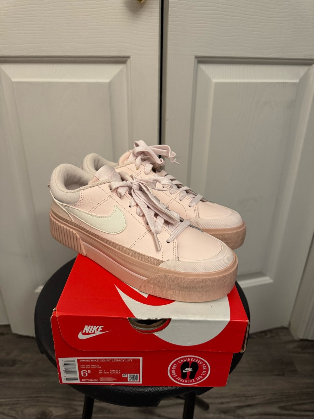 Nike Court Legacy Lift Light Pink Platform Sneakers Pink US 6.5